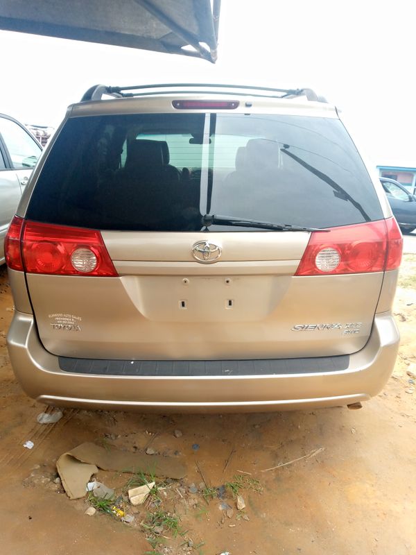 Thumbnail 3 of 2006 Toyota Sienna